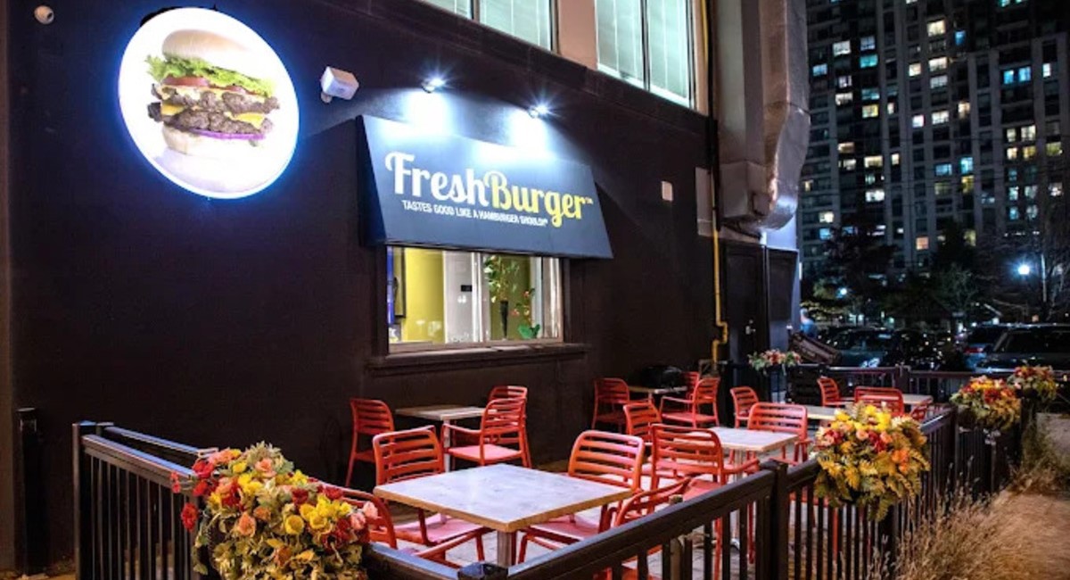 Midnight Hunger on Yonge Street Fresh Burger is Still Open